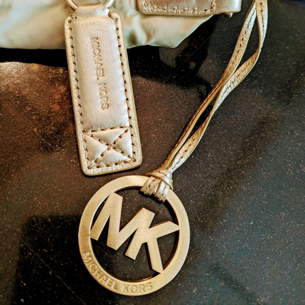 💙NEW RARE MK HOBO/CROSSBODY 💙 - Picture 11 of 12